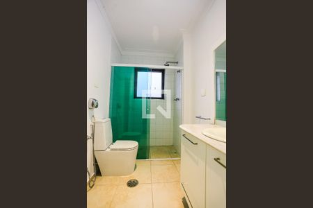 Apartamento à venda com 316m², 4 quartos e 4 vagas Apartamento à venda com 316m², 4 quartos e 4 vagasBanheiro