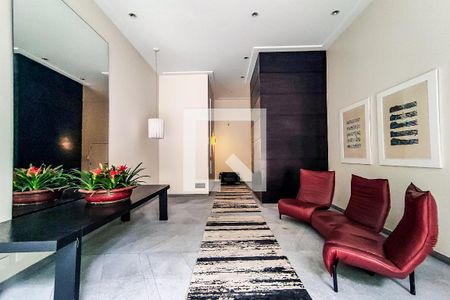 Apartamento à venda com 316m², 4 quartos e 4 vagas Apartamento à venda com 316m², 4 quartos e 4 vagasÁrea Comum - Hall Social