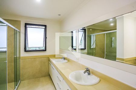 Apartamento à venda com 316m², 4 quartos e 4 vagas Apartamento à venda com 316m², 4 quartos e 4 vagasSuíte 1 - Banheiro