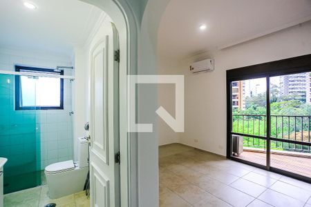 Apartamento à venda com 316m², 4 quartos e 4 vagas Apartamento à venda com 316m², 4 quartos e 4 vagasSuíte 2