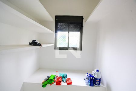 Apartamento à venda com 316m², 4 quartos e 4 vagas Apartamento à venda com 316m², 4 quartos e 4 vagasÁrea de Serviço - Quarto 2