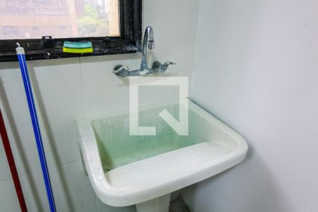 Apartamento à venda com 316m², 4 quartos e 4 vagas Apartamento à venda com 316m², 4 quartos e 4 vagasÁrea de Serviço