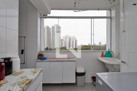 Apartamento à venda com 175m², 3 quartos e 1 vagaÁrea de Serviço