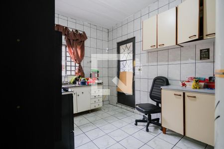 Casa à venda com 378m², 4 quartos e 2 vagasCasa 2 - Cozinha