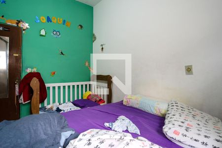 Casa à venda com 378m², 4 quartos e 2 vagasCasa 2 - Quarto 1