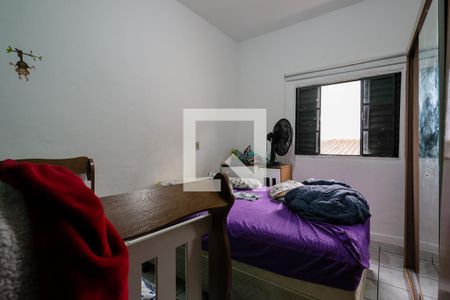 Casa à venda com 378m², 4 quartos e 2 vagasCasa 2 - Quarto 1