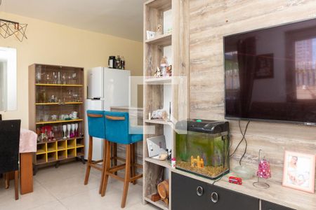 Sala de apartamento à venda com 3 quartos, 78m² em Humaitá, Porto Alegre