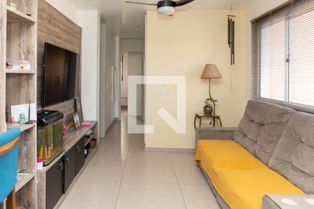 Sala de apartamento à venda com 3 quartos, 78m² em Humaitá, Porto Alegre