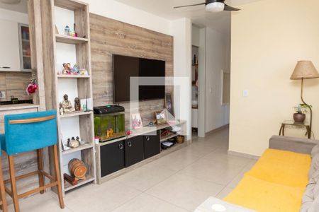 Sala de apartamento à venda com 3 quartos, 78m² em Humaitá, Porto Alegre