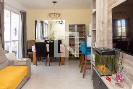 Sala de apartamento à venda com 3 quartos, 78m² em Humaitá, Porto Alegre