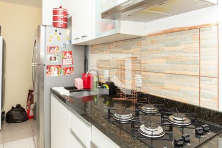 Cozinha de apartamento à venda com 3 quartos, 78m² em Humaitá, Porto Alegre