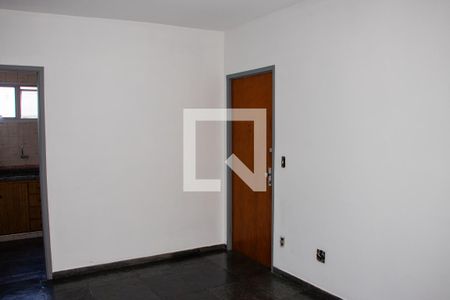 Sala de apartamento para alugar com 2 quartos, 75m² em Cambuí, Campinas