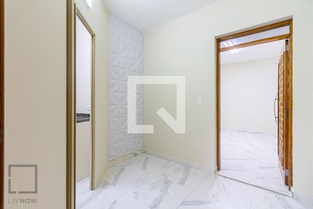 Entrada de casa para alugar com 2 quartos, 45m² em Tatuapé, São Paulo