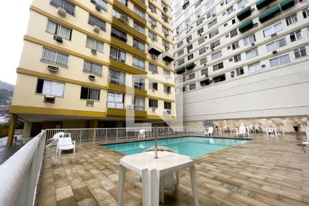 Apartamento para alugar com 82m², 2 quartos e 1 vaga Apartamento para alugar com 82m², 2 quartos e 1 vagaÁrea Comum - Piscina