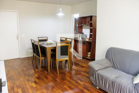 Sala de apartamento para alugar com 2 quartos, 82m² em Santa Rosa, Niterói