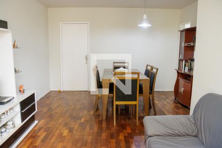 Sala de apartamento para alugar com 2 quartos, 82m² em Santa Rosa, Niterói