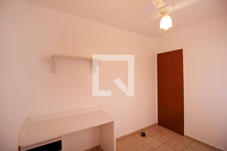 Quarto 2 de apartamento para alugar com 2 quartos, 55m² em Palmares, Belo Horizonte