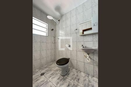 Casa para alugar com 72m², 2 quartos e sem vaga Casa para alugar com 72m², 2 quartos e sem vagaBanheiro