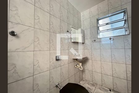 Casa para alugar com 72m², 2 quartos e sem vaga Casa para alugar com 72m², 2 quartos e sem vagaBanheiro