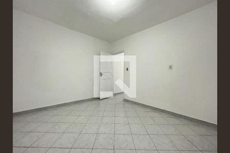 Quarto 2 de casa para alugar com 2 quartos, 72m² em Vila Guarani (zona Sul), São Paulo