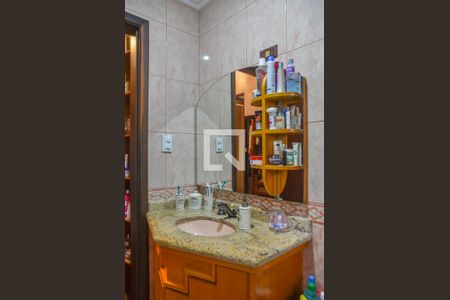 Casa à venda com 264m², 3 quartos e 5 vagas Casa à venda com 264m², 3 quartos e 5 vagasBanheiro da Suíte