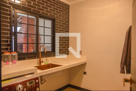 Casa à venda com 264m², 3 quartos e 5 vagas Casa à venda com 264m², 3 quartos e 5 vagasÁrea de Serviço