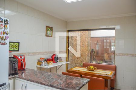 Casa à venda com 264m², 3 quartos e 5 vagas Casa à venda com 264m², 3 quartos e 5 vagasCozinha