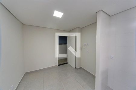 Sala de apartamento para alugar com 1 quarto, 45m² em Vila Santa Clara, São Paulo