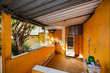 Casa à venda com 190m², 2 quartos e 2 vagas Casa à venda com 190m², 2 quartos e 2 vagasÁrea de Serviço