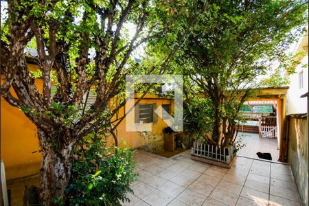 Casa à venda com 190m², 2 quartos e 2 vagas Casa à venda com 190m², 2 quartos e 2 vagasQuintal