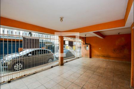Casa à venda com 190m², 2 quartos e 2 vagas Casa à venda com 190m², 2 quartos e 2 vagasGaragem