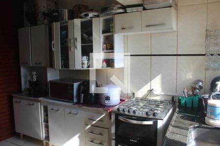 Casa à venda com 330m², 3 quartos e 3 vagasCozinha - Armários