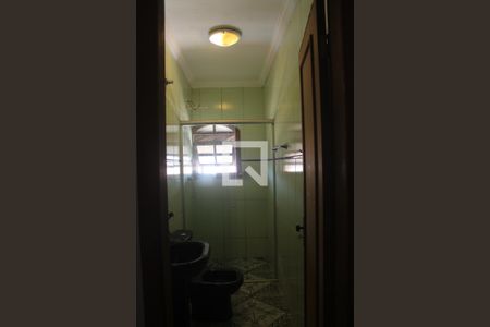 Casa à venda com 330m², 3 quartos e 3 vagasBanheiro da Suíte