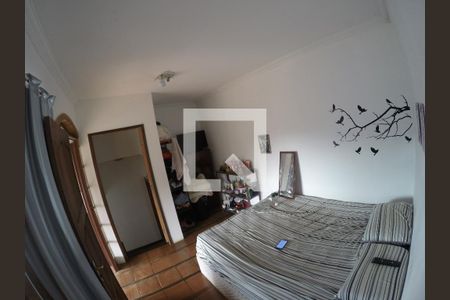 Casa à venda com 330m², 3 quartos e 3 vagasQuarto 4