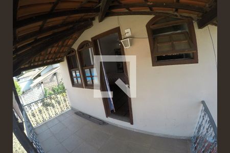 Casa à venda com 330m², 3 quartos e 3 vagasVaranda Suíte