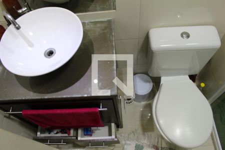 Banheiro de apartamento para alugar com 2 quartos, 37m² em Cidade Satélite Santa Bárbara, São Paulo