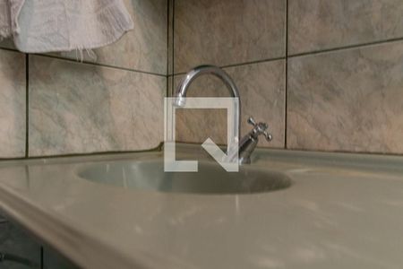 Casa à venda com 188m², 4 quartos e 2 vagasBanheiro 1