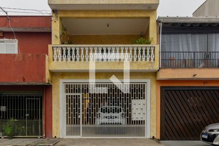 Casa à venda com 188m², 4 quartos e 2 vagasFachada
