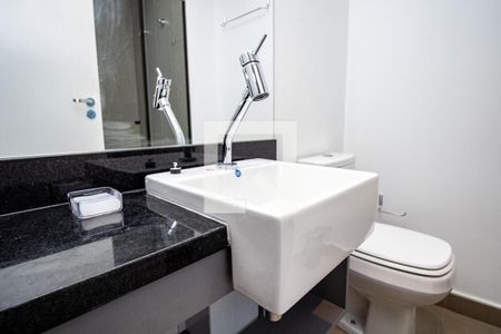 Banheiro de kitnet/studio à venda com 1 quarto, 21m² em Indianópolis, São Paulo