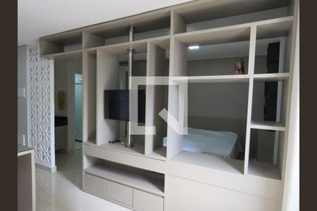 Sala de kitnet/studio para alugar com 1 quarto, 45m² em Setor Bueno, Goiânia
