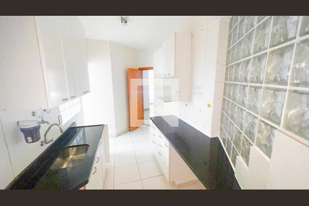 Apartamento à venda com 77m², 3 quartos e 1 vaga Apartamento à venda com 77m², 3 quartos e 1 vagaCozinha
