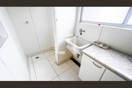 Apartamento à venda com 77m², 3 quartos e 1 vaga Apartamento à venda com 77m², 3 quartos e 1 vagaÁrea de Servilo