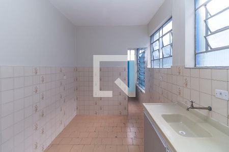 Cozinha de casa para alugar com 1 quarto, 45m² em Vila Celeste, São Paulo