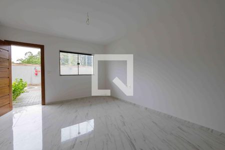 Sala de casa de condomínio para alugar com 2 quartos, 90m² em Vargem Grande, Rio de Janeiro