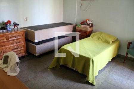 Apartamento à venda com 250m², 4 quartos e 2 vagasQuarto 3