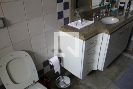 Apartamento à venda com 250m², 4 quartos e 2 vagasBanheiro 3