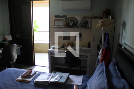 Apartamento à venda com 250m², 4 quartos e 2 vagasQuarto 1