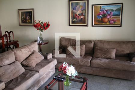 Apartamento à venda com 250m², 4 quartos e 2 vagasSala de Jantar