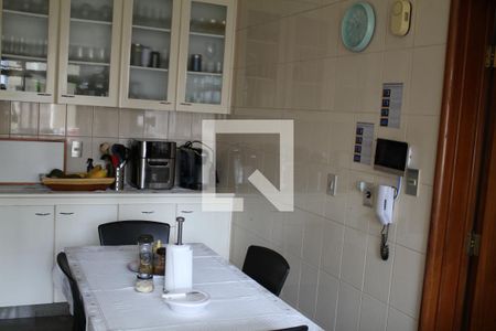 Apartamento à venda com 250m², 4 quartos e 2 vagascozinha