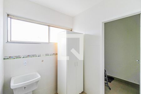 Apartamento para alugar com 70m², 2 quartos e 1 vagaÁrea de Serviço